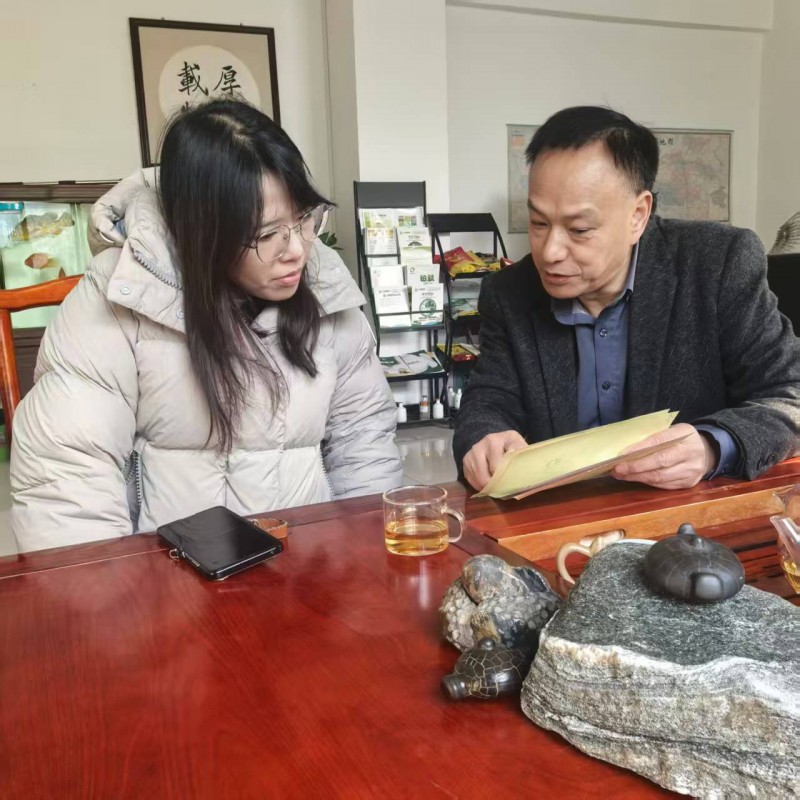 آقای کاو از ژیجینگ برای بازدید از کارخانه تغذیه Baosheng بازدید کرد